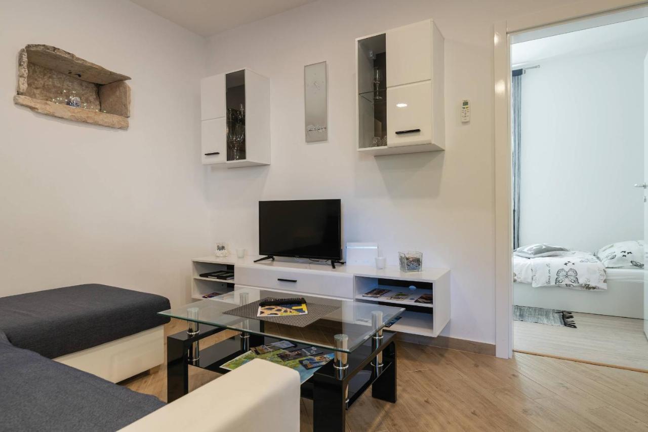 Apartment Petra Пула Экстерьер фото