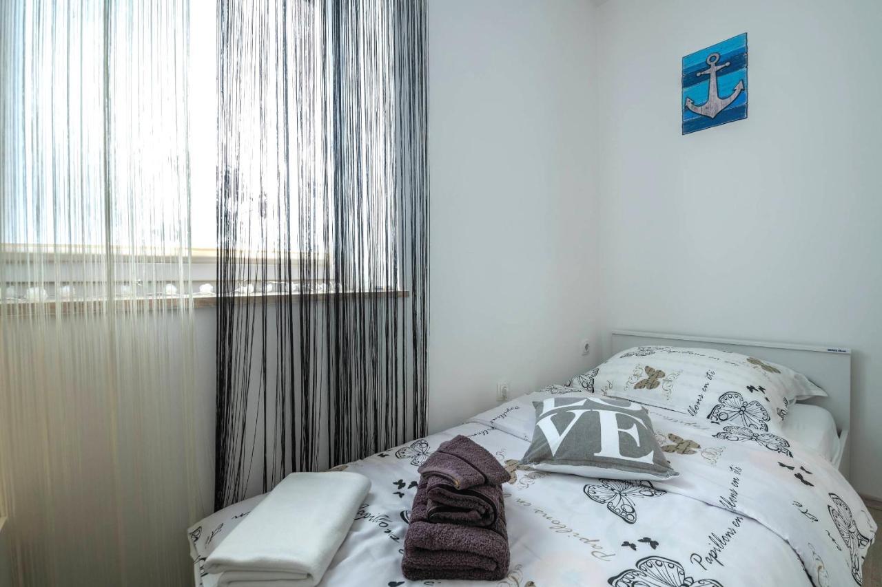 Apartment Petra Пула Экстерьер фото